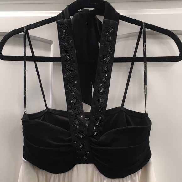 Halter top with beading - Picture 2 of 6